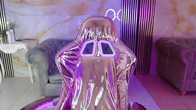 catalina5 s online show from February 7, 1:26 pm