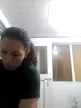 mommy estefy online show from September 13, 2:47 pm