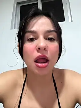 Snapshot of Daniela-rosee chatting on October 17, 1:42 am Daniela-rosee online show from October 17, 1:42 am