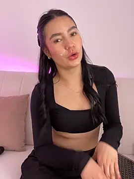 Snapshot of luna_sofia12 chatting on September 13, 10:51 pm luna sofia12 online show from September 13, 10:51 pm