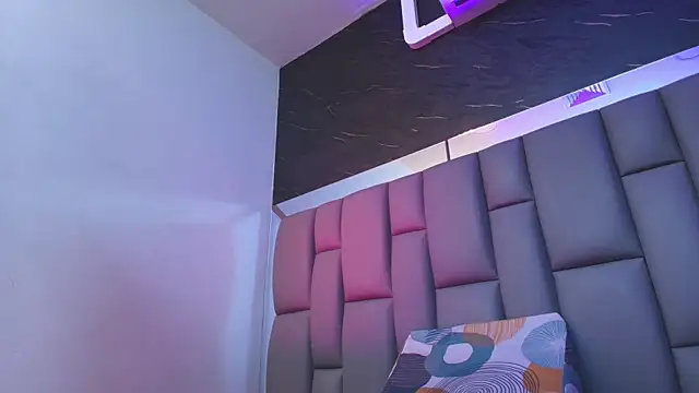 Snapshot of kissme_luna chatting on September 30, 7:08 pm kissme luna online show from September 30, 7:08 pm