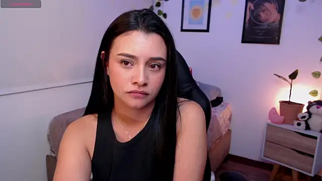 MarilynWhite  online show from September 26, 5:05 am