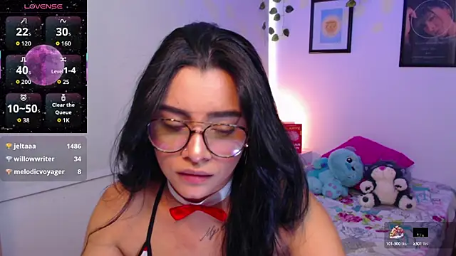 MarilynWhite  online show from October 16, 10:23 pm