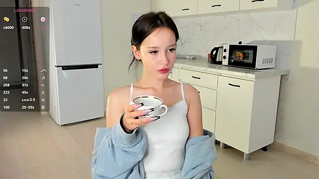 StarryVeil online show from September 17, 6:22 am