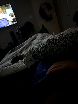 midnightprincessxo online show from September 20, 8:01 am
