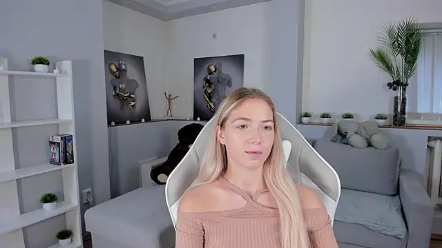 Susan Mimi online show from September 28, 3:35 am