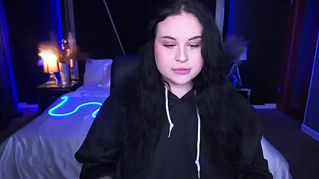 Snapshot of SerahMirabeli chatting on October 7, 7:07 pm SerahMirabeli online show from October 7, 7:07 pm