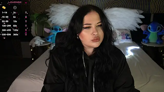 Snapshot of SerahMirabeli chatting on October 1, 7:08 pm SerahMirabeli online show from October 1, 7:08 pm