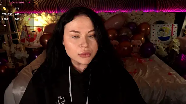 SerahMirabeli online show from February 17, 8:19 pm