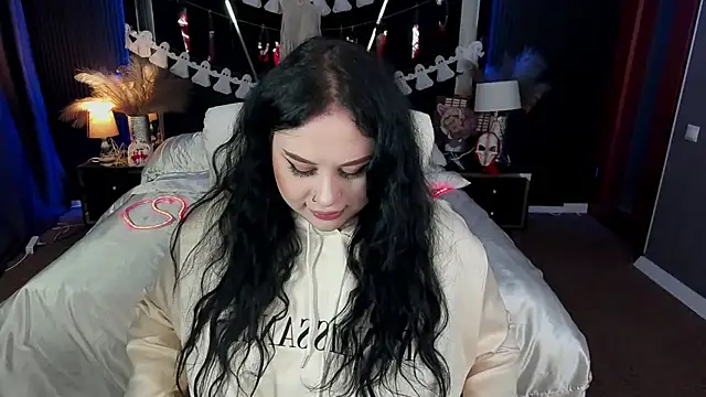 Snapshot of SerahMirabeli chatting on October 29, 8:11 pm SerahMirabeli online show from October 29, 8:11 pm