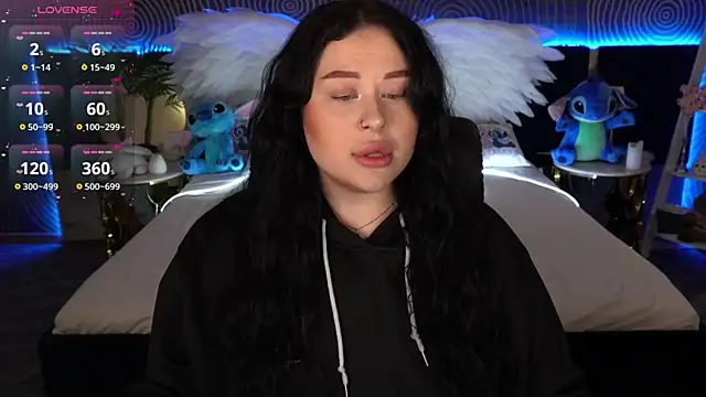 Snapshot of SerahMirabeli chatting on October 25, 6:48 pm SerahMirabeli online show from October 25, 6:48 pm