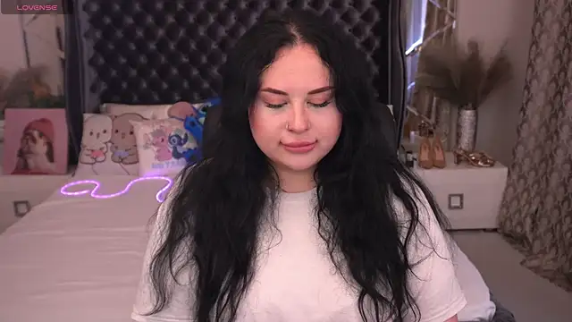 Snapshot of SerahMirabeli chatting on September 12, 12:45 pm SerahMirabeli online show from September 12, 12:45 pm