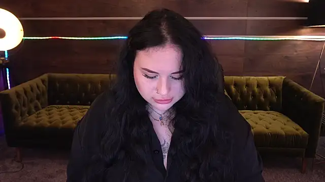 Snapshot of SerahMirabeli chatting on September 10, 2:17 pm SerahMirabeli online show from September 10, 2:17 pm