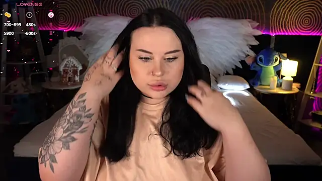 SerahMirabeli online show from December 2, 7:49 pm