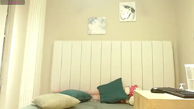 sienna valexx online show from November 1, 4:00 pm