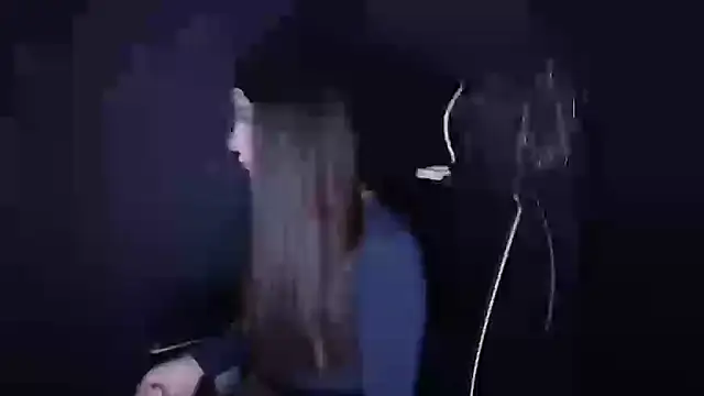 AlisaBubbles online show from October 8, 5:45 am