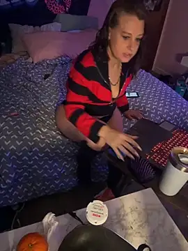 Snapshot of shortywidaphatty chatting on October 13, 11:13 am shortywidaphatty online show from October 13, 11:13 am