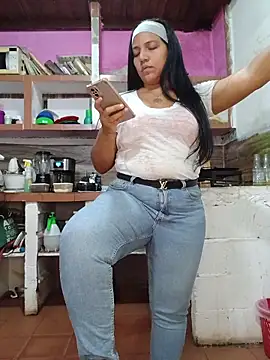 girlpee online show from March 1, 1:44 pm