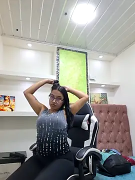 Snapshot of susan_mooree chatting on October 6, 7:40 pm susan mooree online show from October 6, 7:40 pm