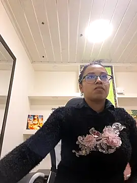 Snapshot of susan_mooree chatting on October 1, 7:08 pm susan mooree online show from October 1, 7:08 pm