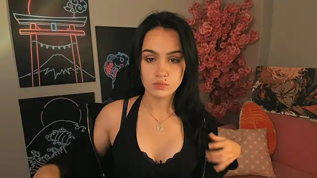 Snapshot of MonicaFarmer chatting on September 27, 6:04 pm MonicaFarmer online show from September 27, 6:04 pm