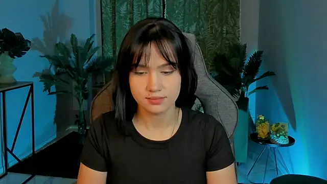 MonicaFarmer online show from November 26, 5:36 pm