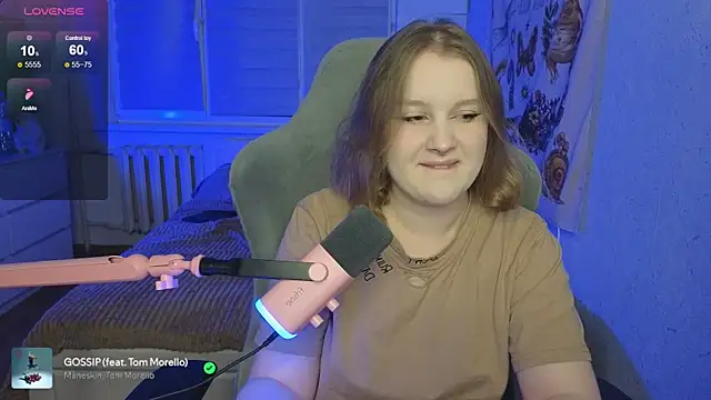 OliviaBlade online show from October 17, 1:58 pm