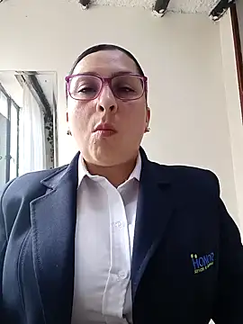PILAR 11- online show from September 16, 3:42 pm