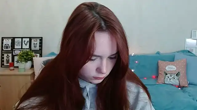 aFoxie online show from October 22, 10:59 pm