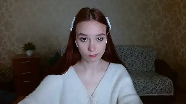 aFoxie online show from September 17, 6:06 pm