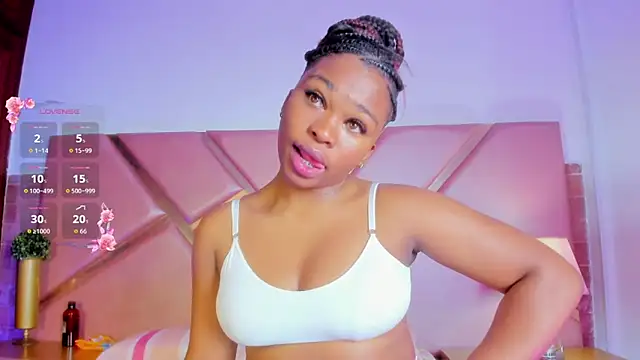 Snapshot of SophieSinclair chatting on September 27, 12:56 pm SophieSinclair online show from September 27, 12:56 pm