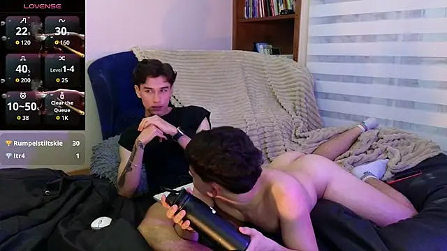 tightncuteass online show from May 16, 1:30 am