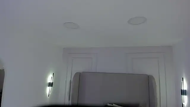 Snapshot of Dream_nena chatting on October 3, 4:06 am Dream nena online show from October 3, 4:06 am