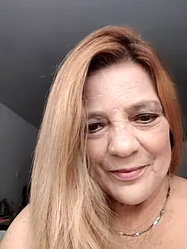 Casandra Cruz online show from September 12, 4:58 pm