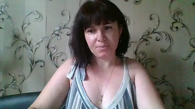 SecretSienna  online show from November 2, 1:25 pm