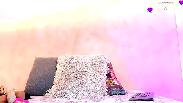 Kloee 12 online show from October 25, 1:08 pm