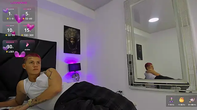 Aleanders  online show from October 7, 7:29 pm