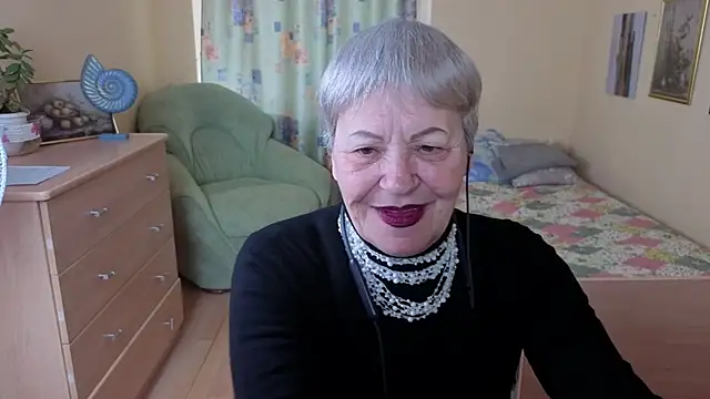 Freya Fable online show from September 29, 8:08 am