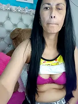 Snapshot of ZARAY_1118 chatting on October 12, 8:44 pm ZARAY 1118 online show from October 12, 8:44 pm