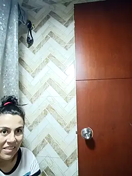 vanessa-titisM online show from January 7, 2:26 am