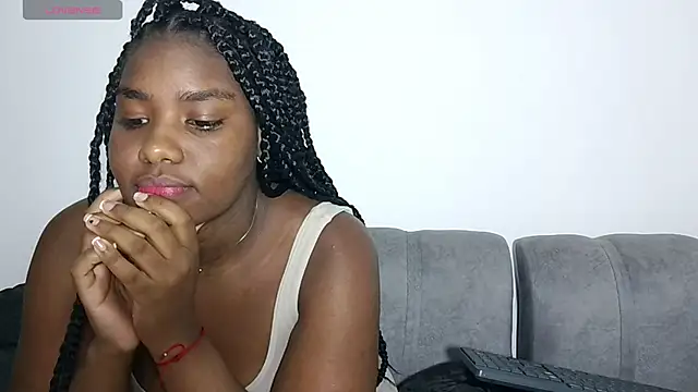 Snapshot of Marianah10 chatting on October 20, 4:04 am Marianah10 online show from October 20, 4:04 am