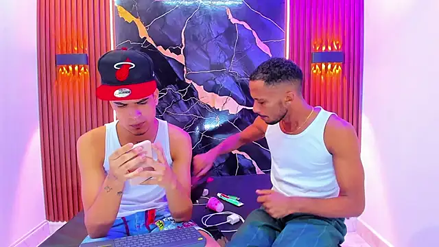 Snapshot of Lucky_boys__X chatting on September 20, 12:03 pm Lucky boys  X online show from September 20, 12:03 pm