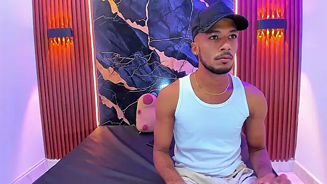 Snapshot of Lucky_boys__X chatting on September 18, 11:42 am Lucky boys  X online show from September 18, 11:42 am