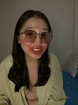 Snapshot of ruiki666 chatting on September 21, 3:32 pm ruiki666 online show from September 21, 3:32 pm