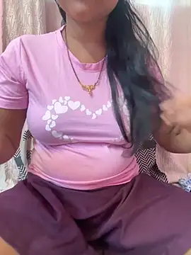 Snapshot of hottylizaa chatting on September 25, 9:30 am hottylizaa online show from September 25, 9:30 am