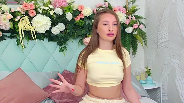 Miranda Scott online show from October 16, 5:26 pm