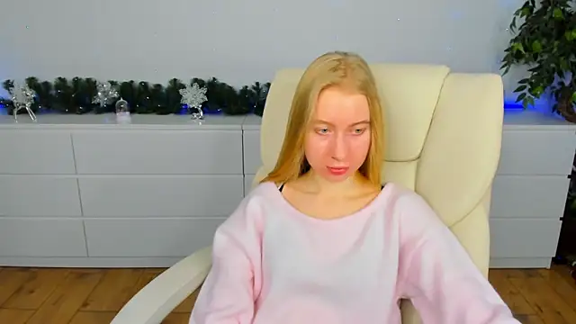 Alina Blonde online show from January 15, 6:52 am