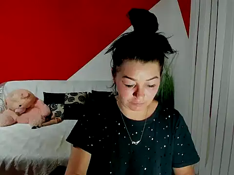 Soffy Skye online show from September 29, 5:12 am