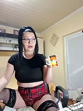 Soffy Skye online show from February 7, 7:12 am