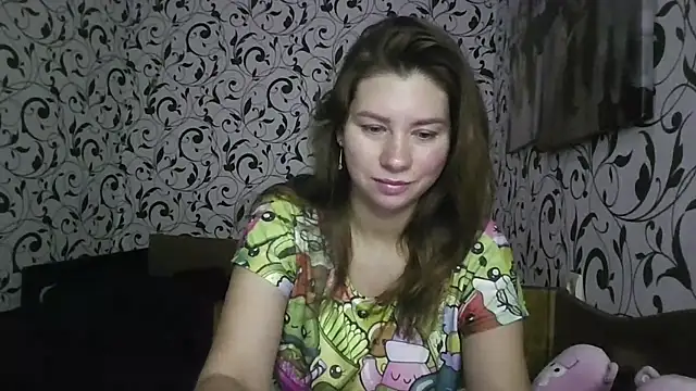 Snapshot of YourEmilie chatting on September 17, 8:18 pm YourEmilie online show from September 17, 8:18 pm